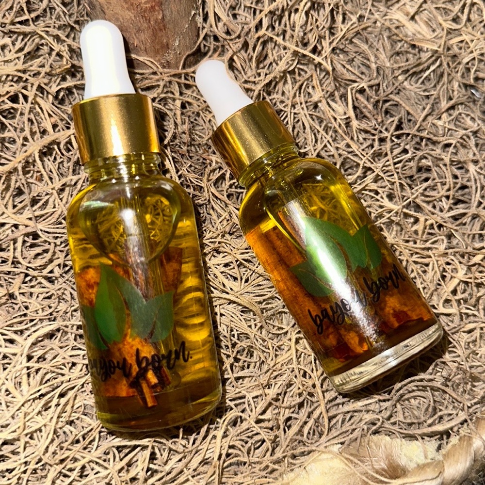 Cinnamon Clove Oil